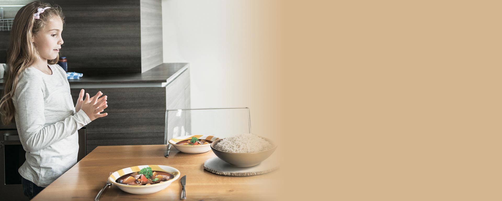 Midea mətbəxinizi<br />
gözəlləşdirir